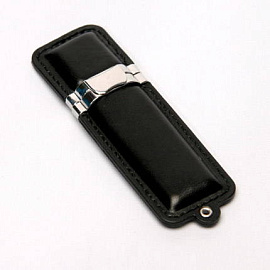 USB-Flash накопитель (флешка) в кожаном корпусе с металлическими вставками, модель 215, объем памяти (Чёрный)