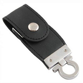 USB-Flash накопитель (флешка) в виде брелка в кожаном корпусе с мет. вставками, с клапаном на кнопке (Чёрный)
