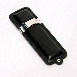 USB-Flash накопитель (флешка) в кожаном корпусе с металлическими вставками, модель 215, объем памяти (Чёрный)