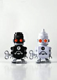 Заводные солонка + перечница 'bots